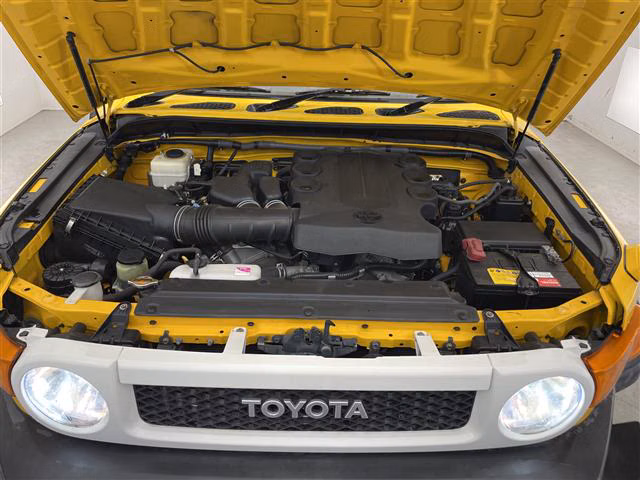 TOYOTA FJ CRUISER
