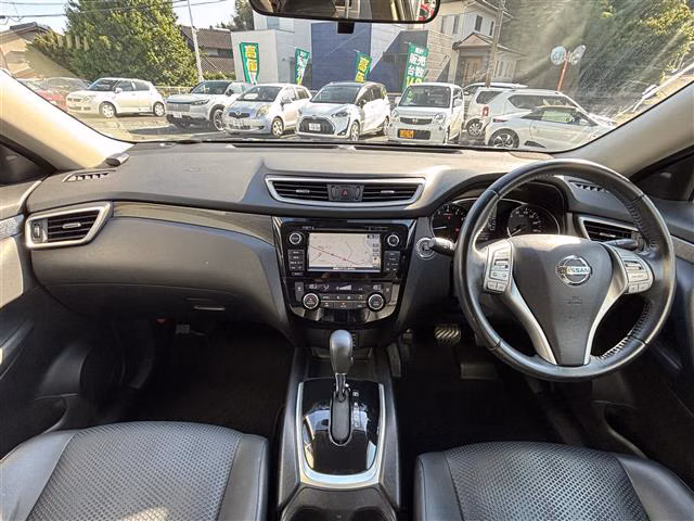 NISSAN X-TRAIL