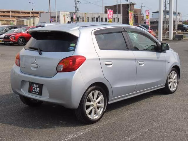 MITSUBISHI MIRAGE