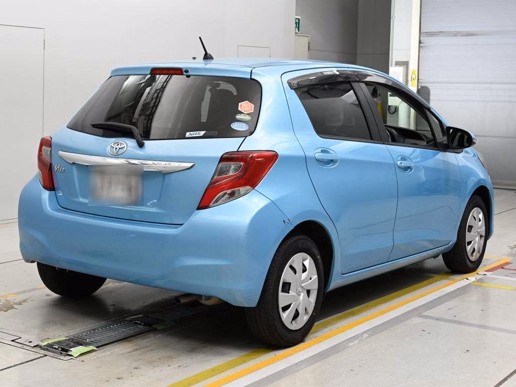 TOYOTA VITZ