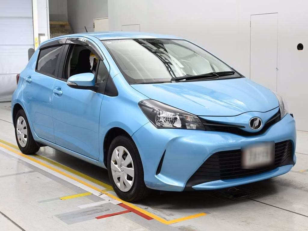 TOYOTA VITZ