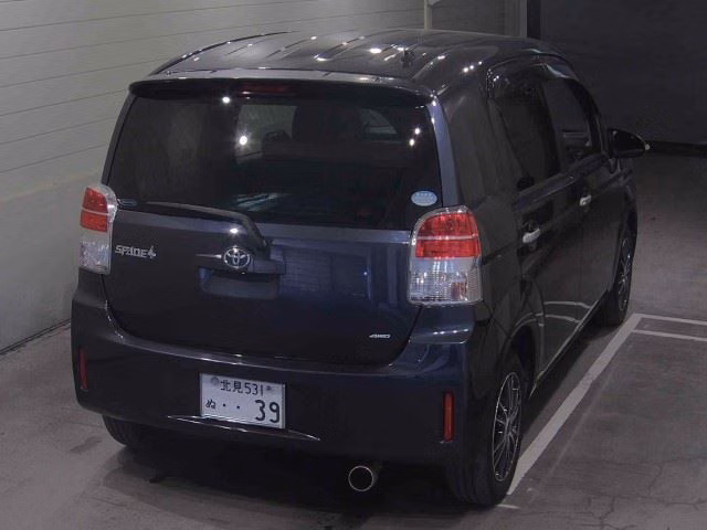 TOYOTA SPADE