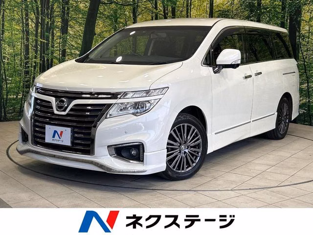 NISSAN ELGRAND