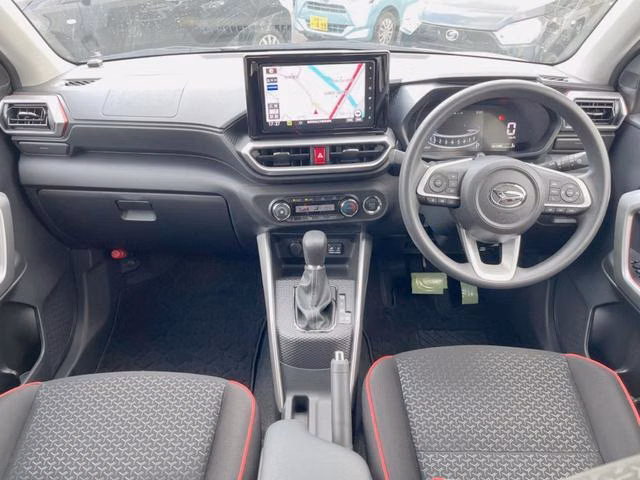 DAIHATSU ROCKY
