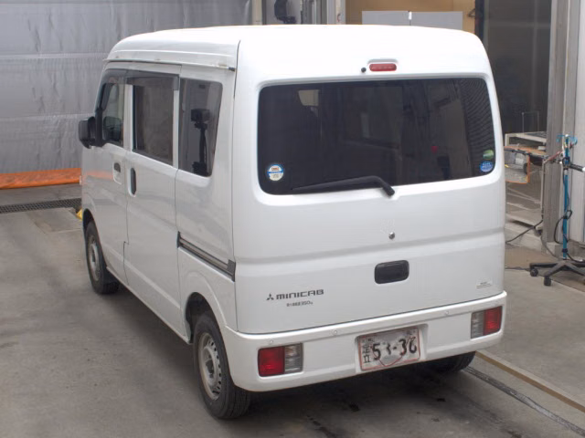 MITSUBISHI MINICAB