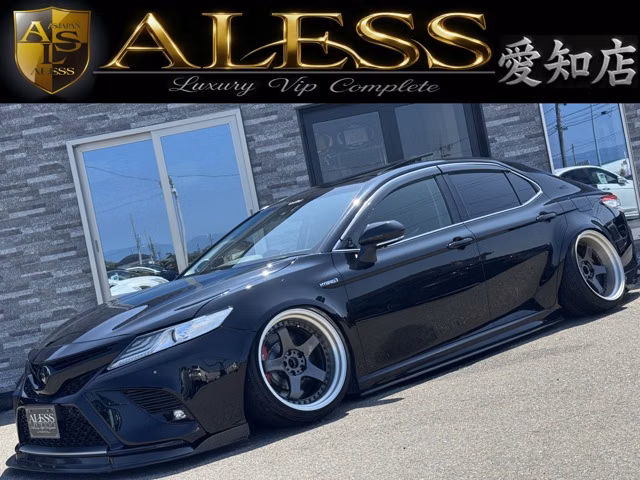 TOYOTA CAMRY