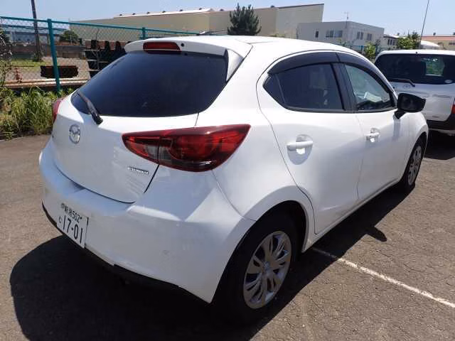 MAZDA MAZDA2