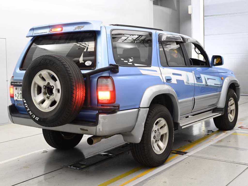 TOYOTA HILUX SURF