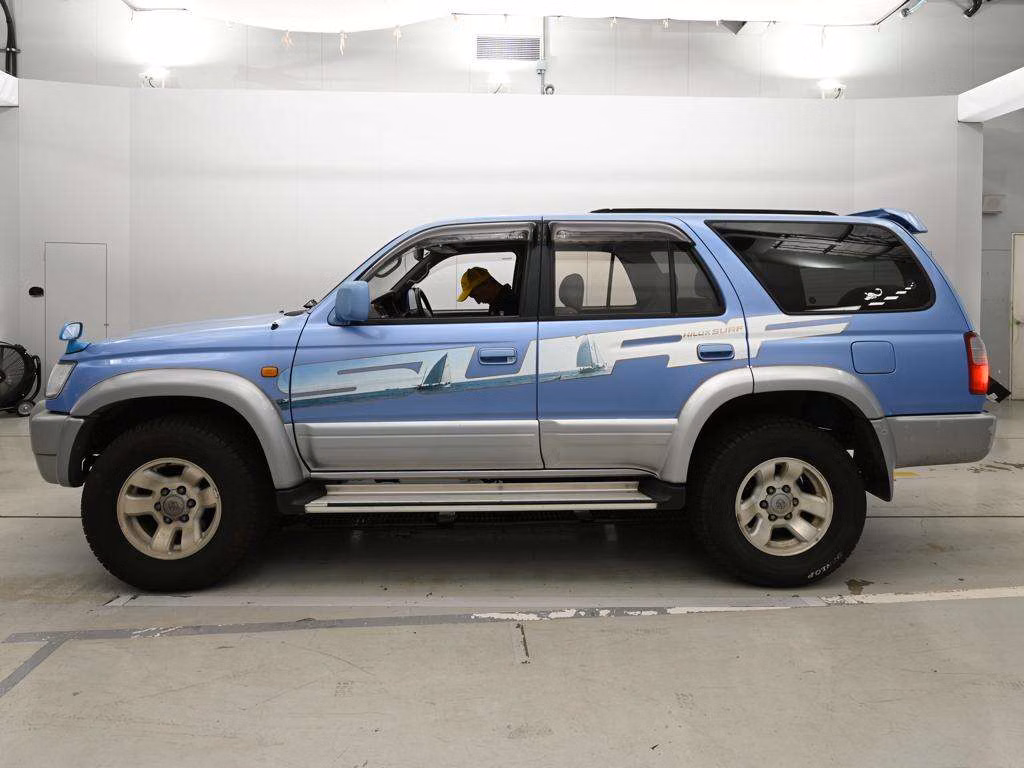 TOYOTA HILUX SURF