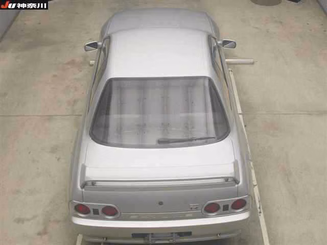 NISSAN SKYLINE GT-R