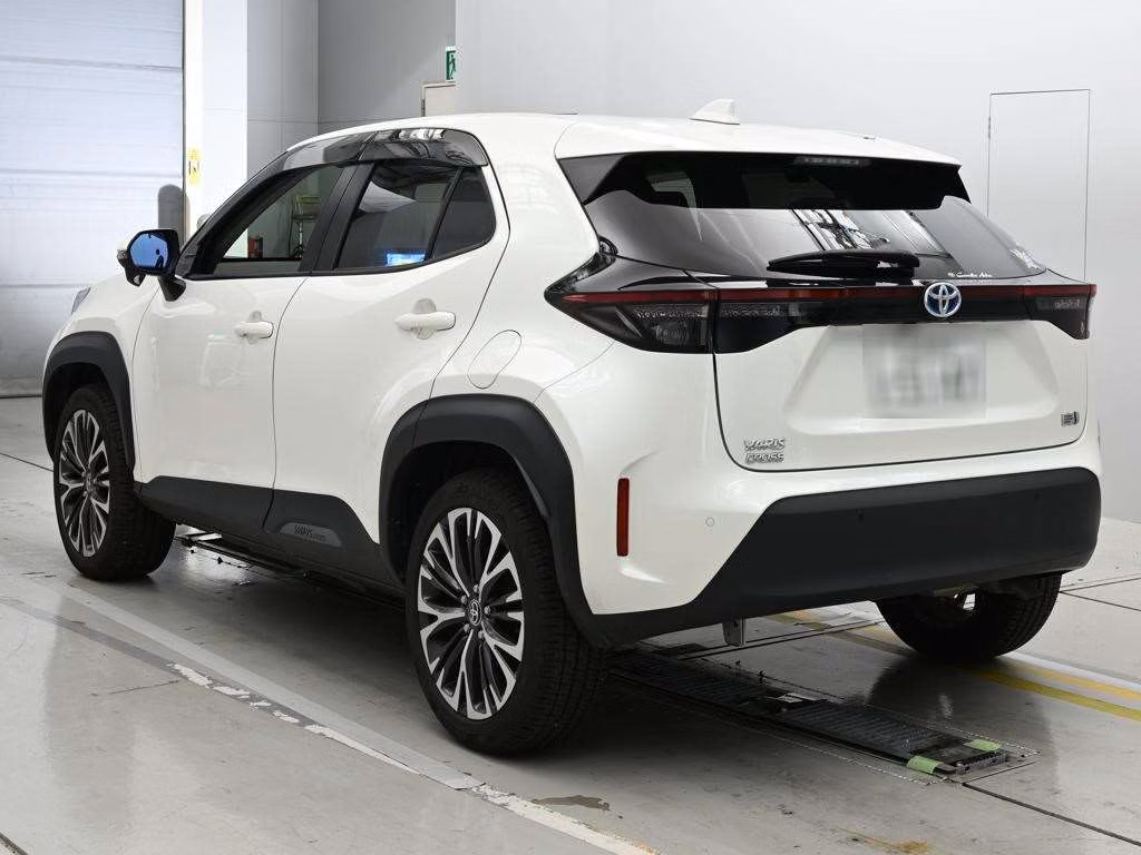 TOYOTA YARIS CROSS