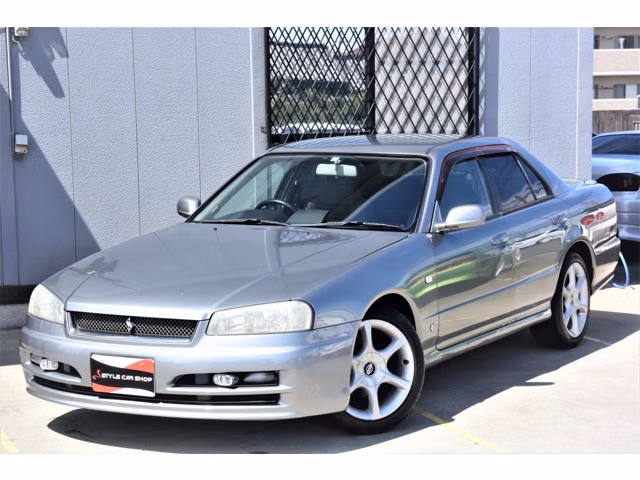 NISSAN SKYLINE