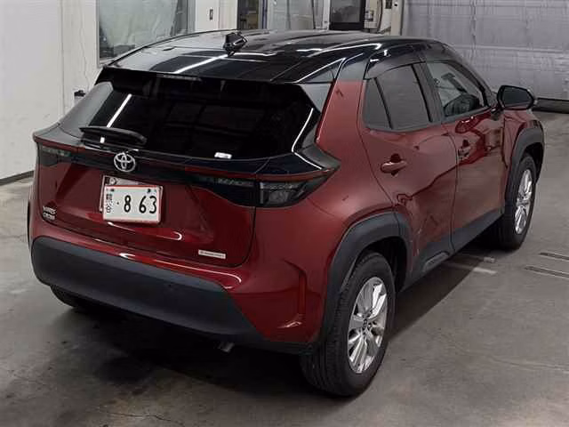 TOYOTA YARIS CROSS