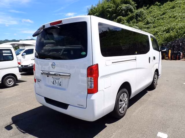 NISSAN NV350 CARAVAN