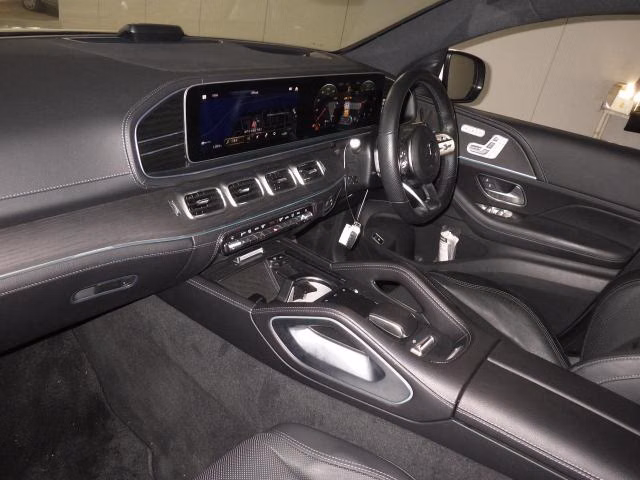 MERCEDES-BENZ GLE COUPE