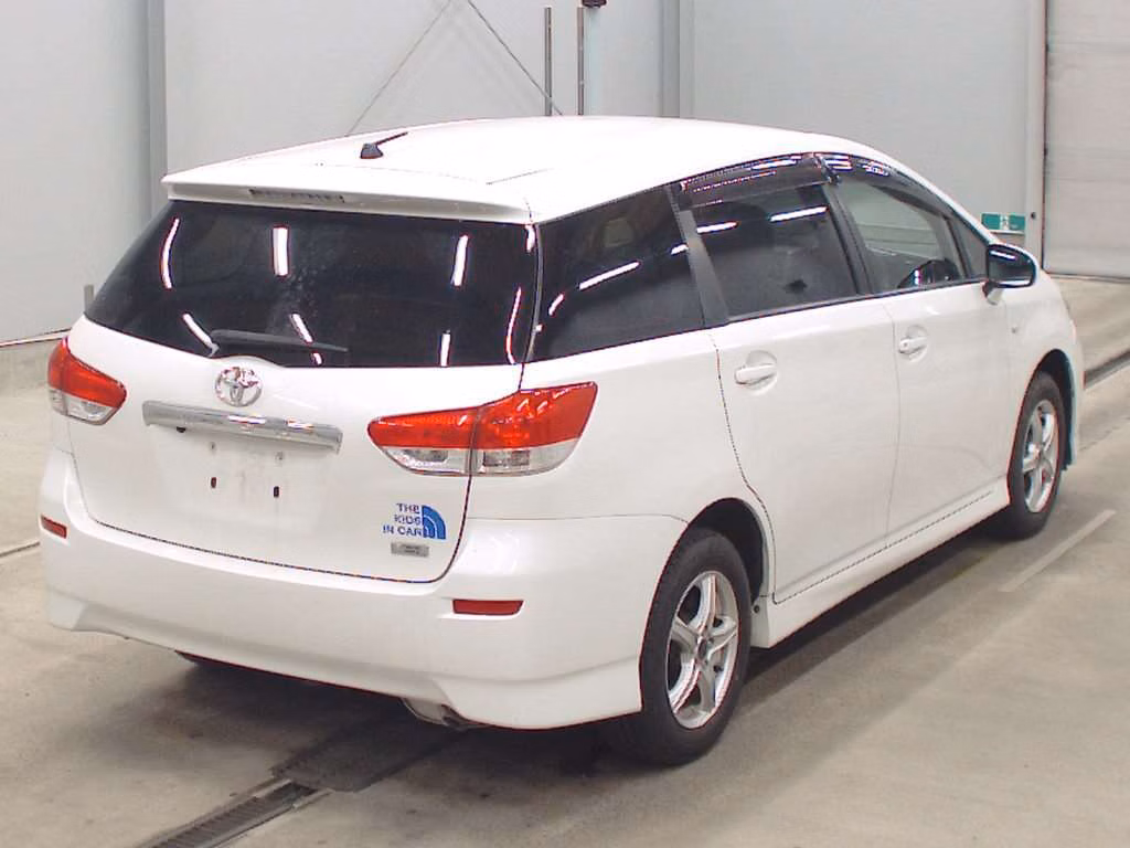 TOYOTA WISH