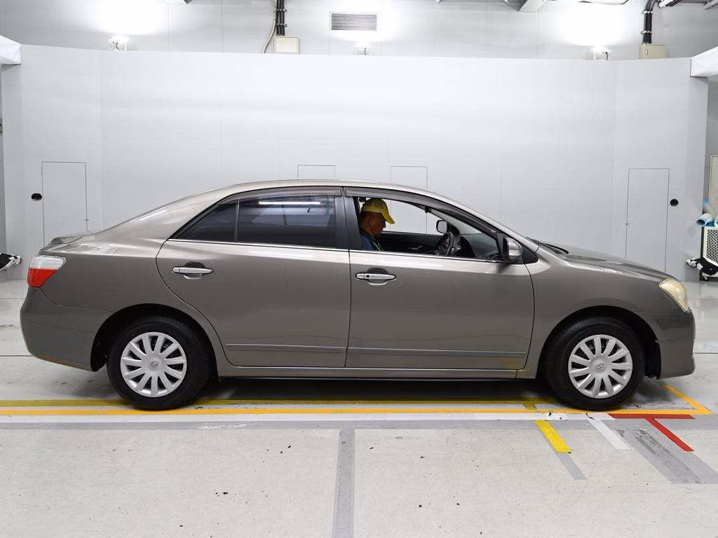 TOYOTA PREMIO