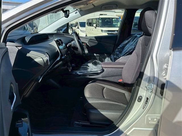 TOYOTA PRIUS PHV