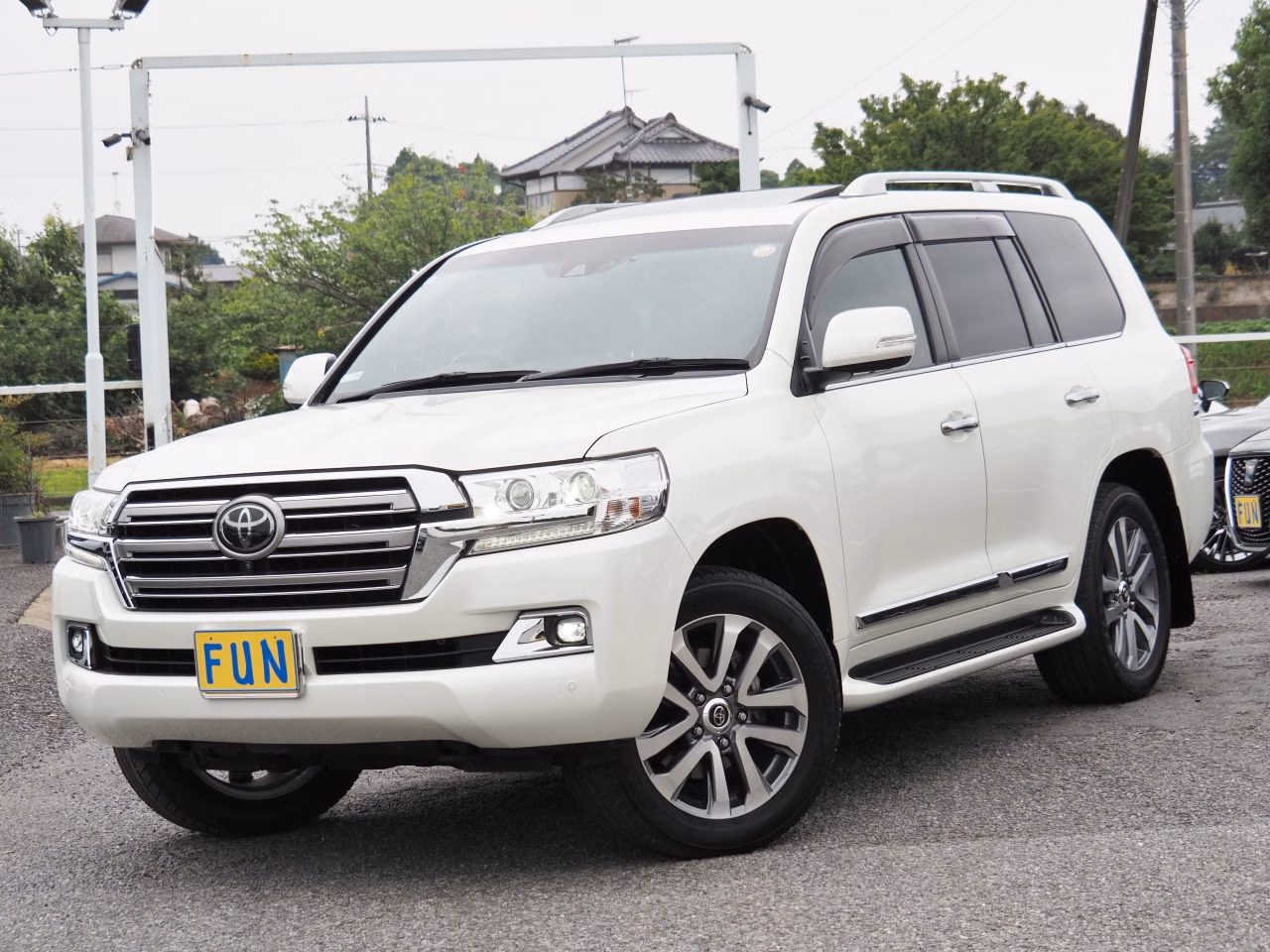 TOYOTA LAND CRUISER