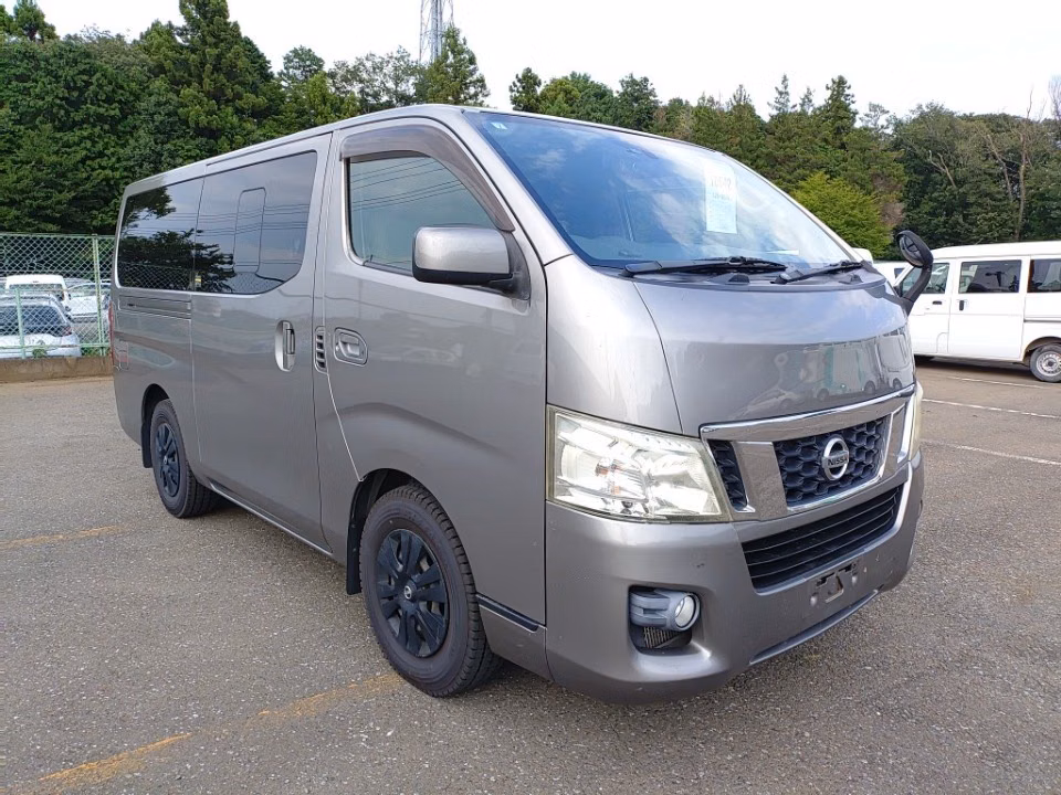 NISSAN NV350 CARAVAN