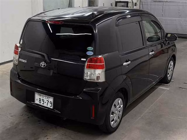 TOYOTA SPADE