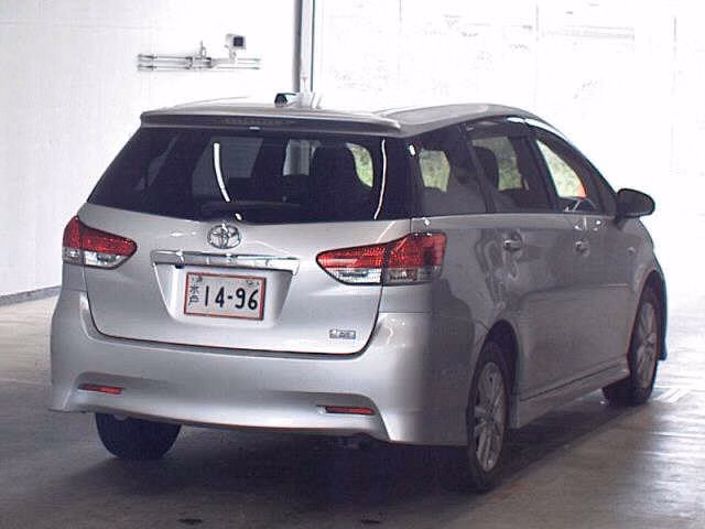 TOYOTA WISH