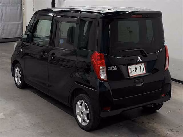 MITSUBISHI EK SPACE