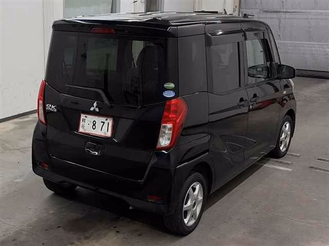 MITSUBISHI EK SPACE