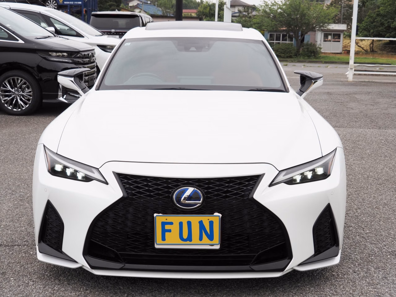 LEXUS IS300H