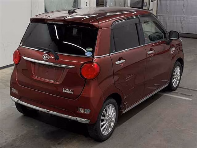 DAIHATSU CAST
