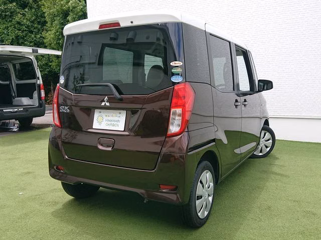 MITSUBISHI EK SPACE