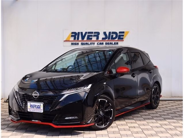 NISSAN AURA