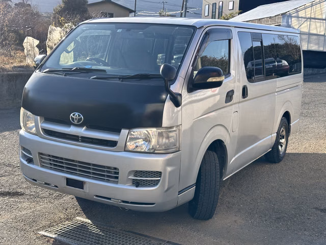 TOYOTA REGIUS ACE