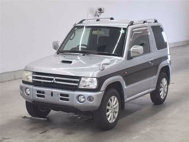 MITSUBISHI PAJERO MINI