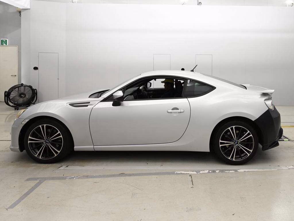 SUBARU BRZ