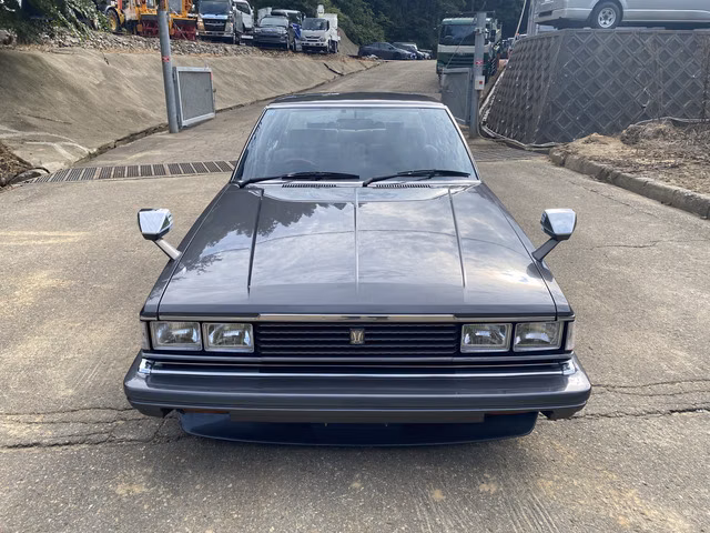 TOYOTA CRESTA