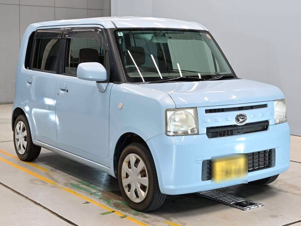 DAIHATSU MOVE CONTE