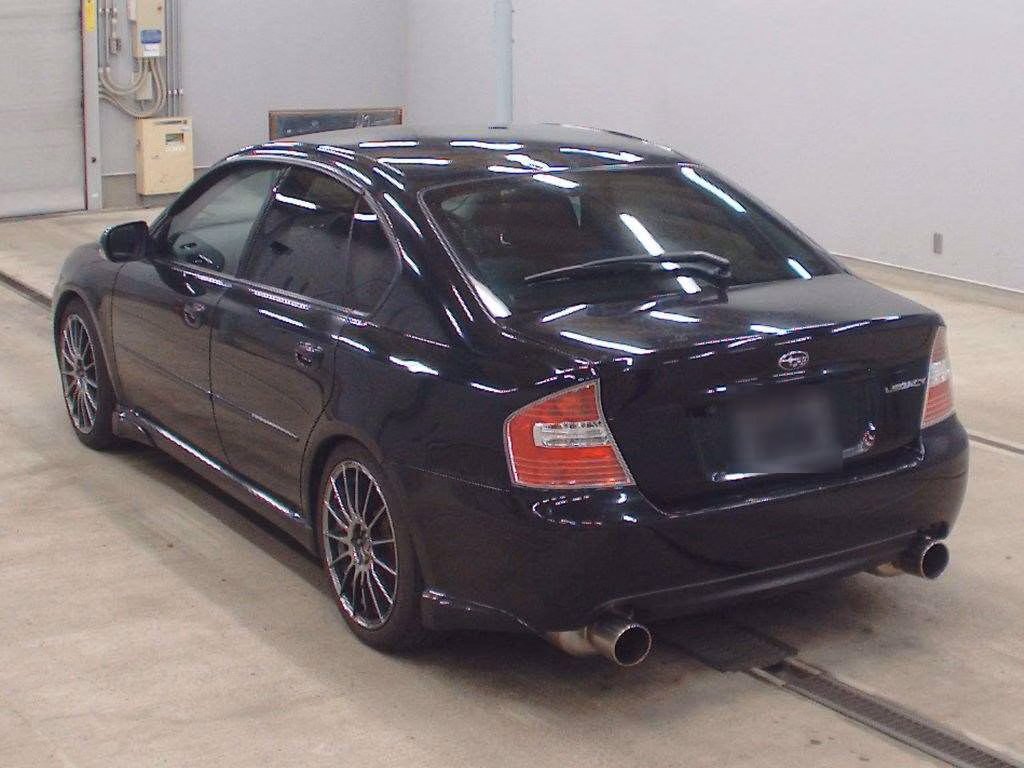 SUBARU LEGACY B4