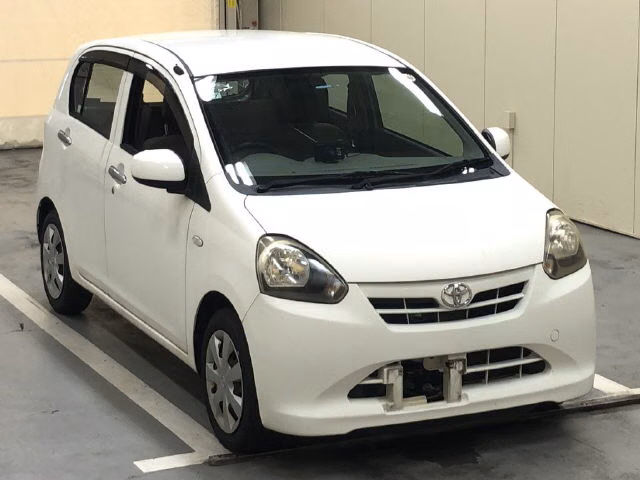 TOYOTA PIXIS EPOCH