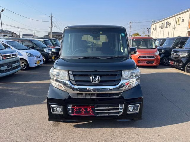 HONDA N-BOX