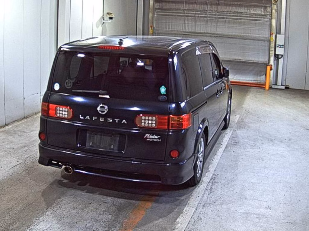 NISSAN LAFESTA