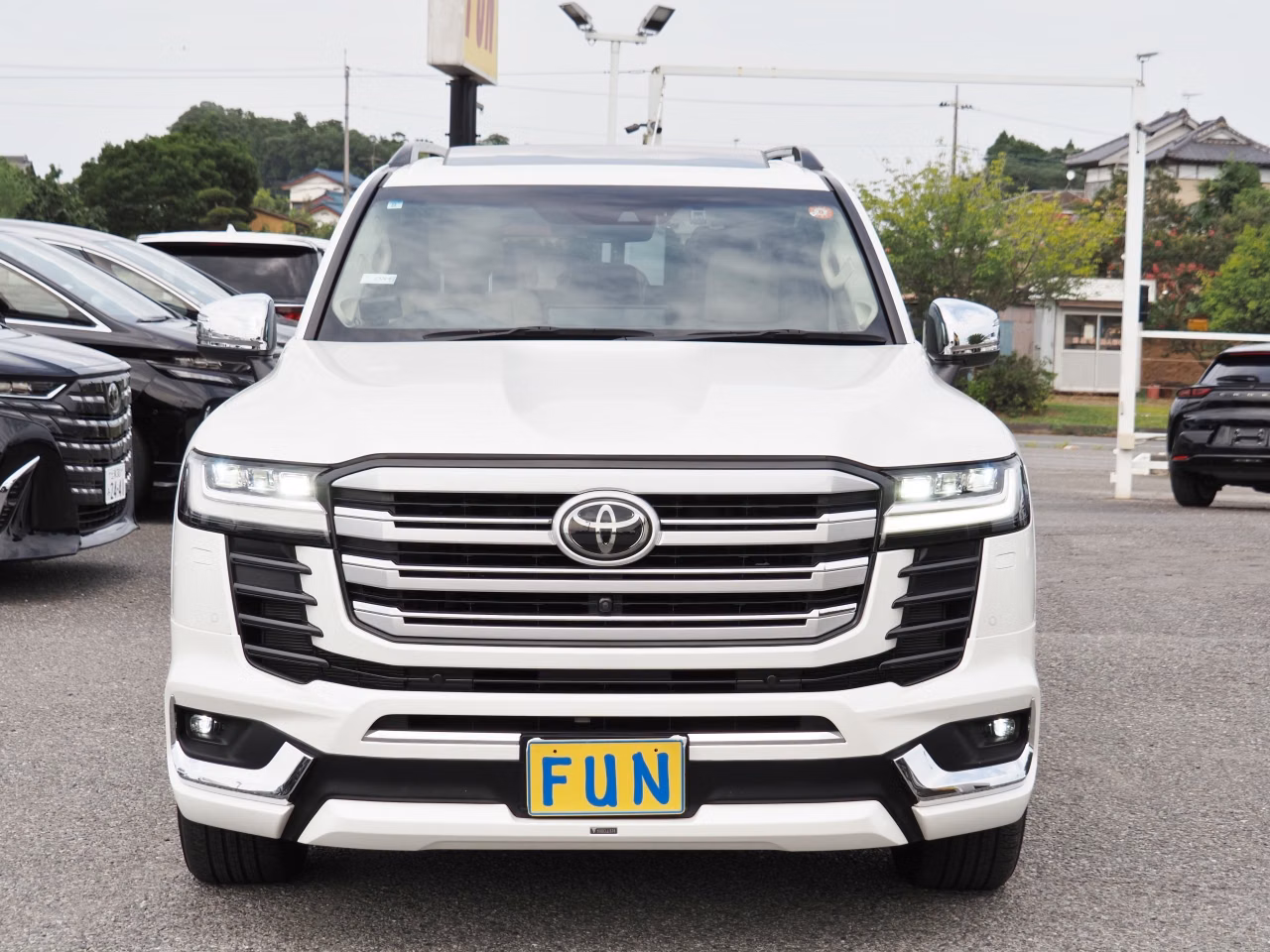 TOYOTA LAND CRUISER