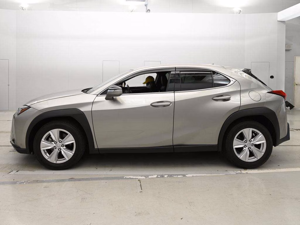 LEXUS UX200