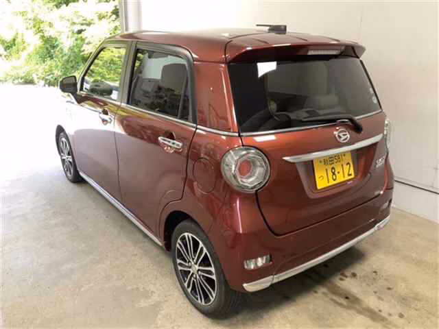 DAIHATSU CAST