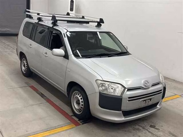 MAZDA FAMILIA