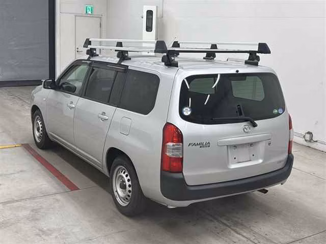 MAZDA FAMILIA