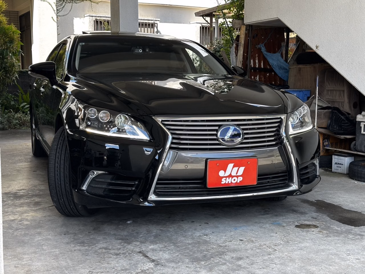 LEXUS LS600H