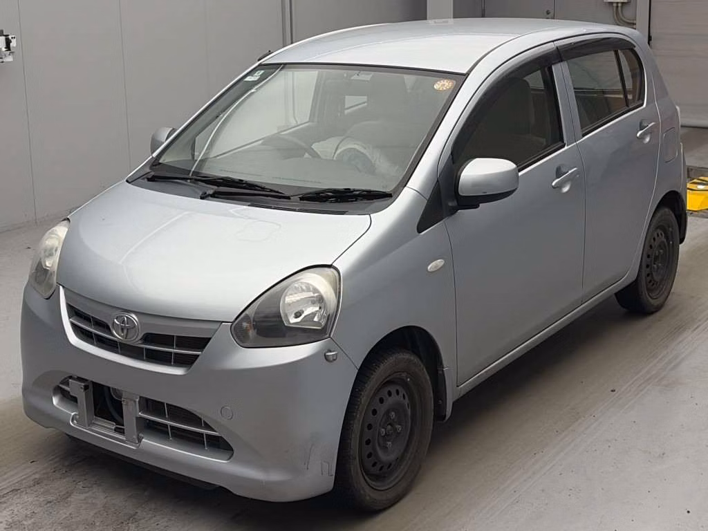TOYOTA PIXIS EPOCH