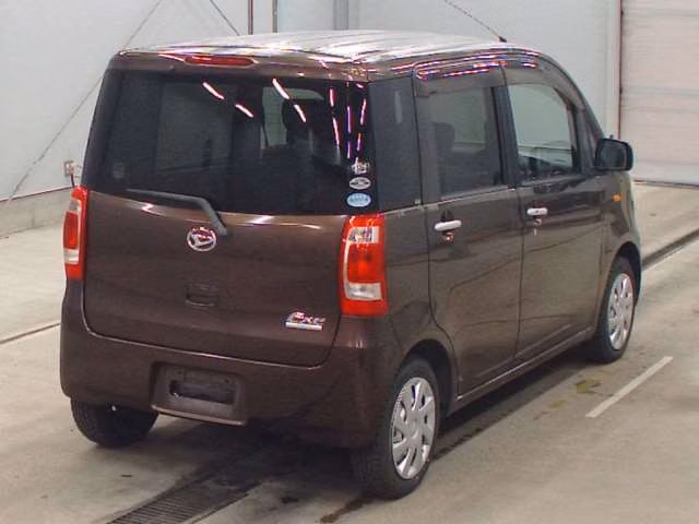 DAIHATSU TANTO EXE