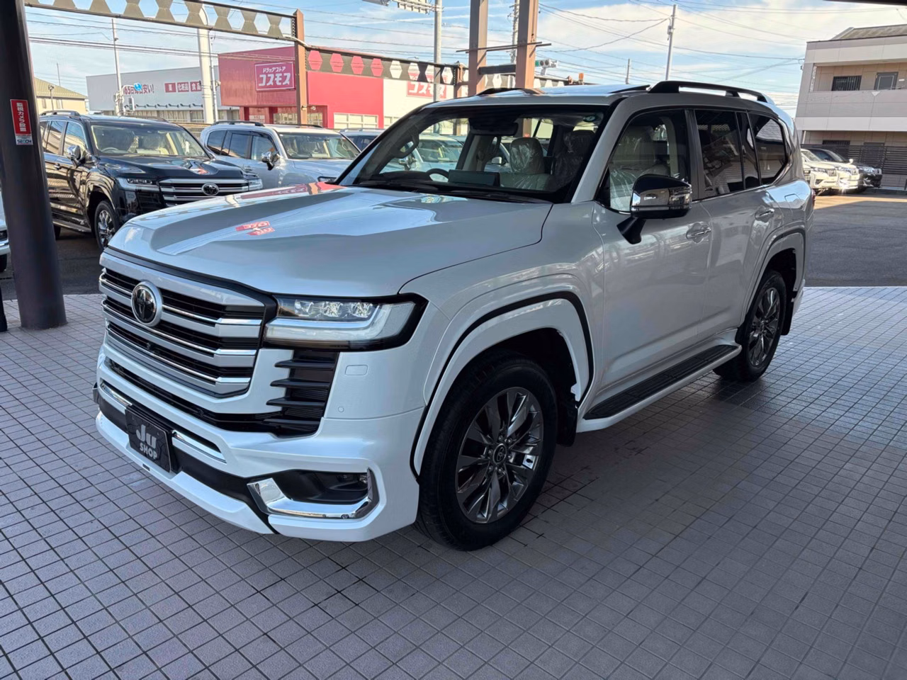 TOYOTA LAND CRUISER